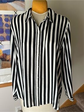 Black & White Vertical Stripe Button-Up Blouse